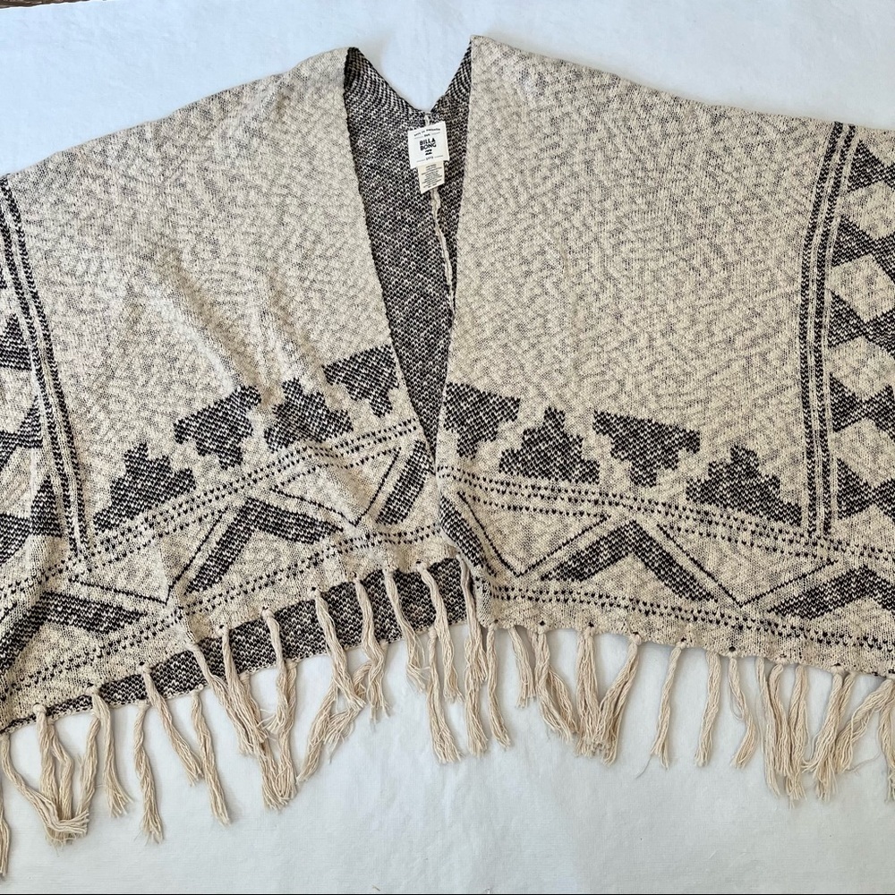 BillaBong Southwestern Boho Fringe Cape Poncho Wrap